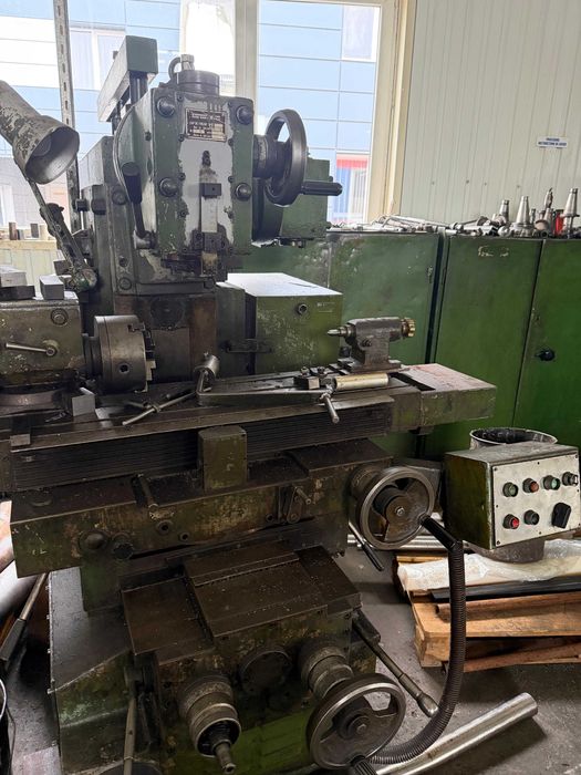 Masina de frezat FU 36 - Mecanica Cugir
