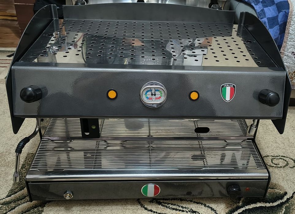 Профессиональная Кофемашина