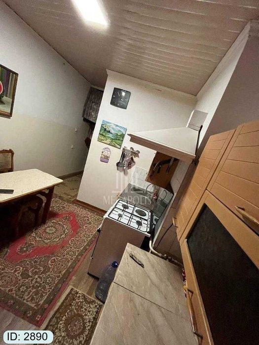 sharq 1 tarafda 2 xonali taayyor kvartira sotiladi №2890