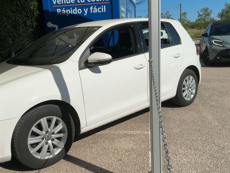 Volkswagen Golf VI 1.6 TDI Advance BlueMotion Tech 2011