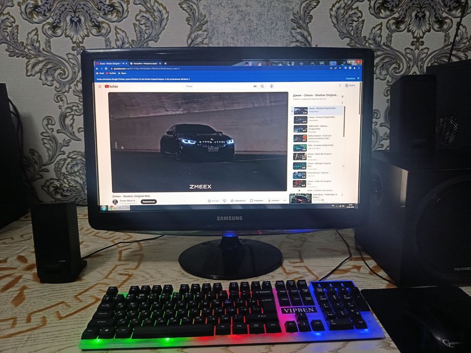 Kompyuter Samsung ekran 24. Xotirasi 1000 GB