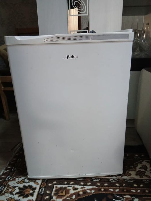 Продам холодильник