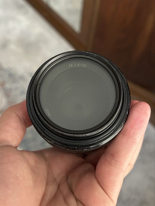 Продается объектив Sony 50mm f/1.8