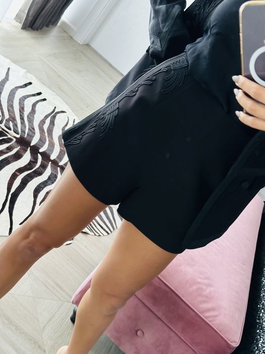 Costum 3 piese fusta pantalon si sacou