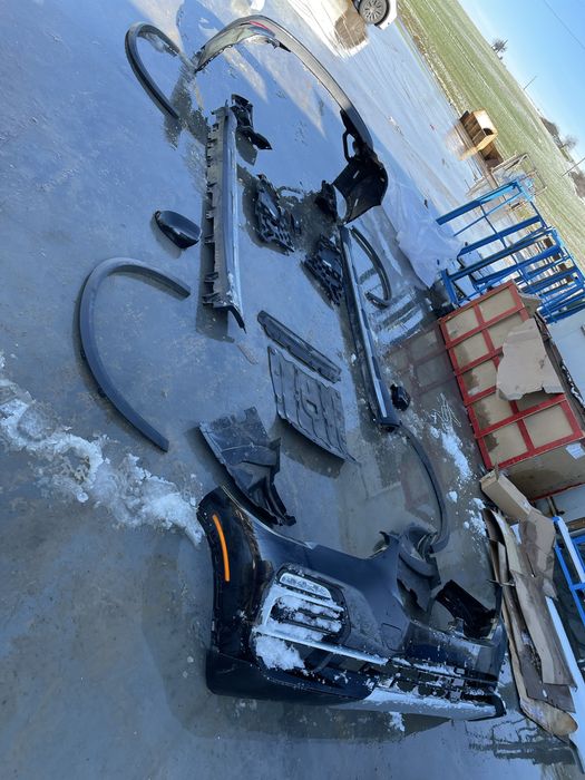 Bara fata bara spate praguri grila volan si airbag bmw x5  g05