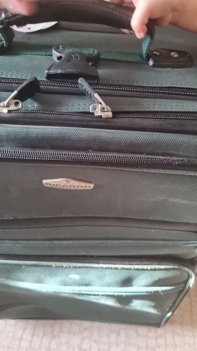 Чемодан большой Рикардо фирма классная