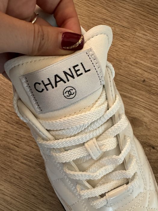 Спортни обувки естесвена кожа