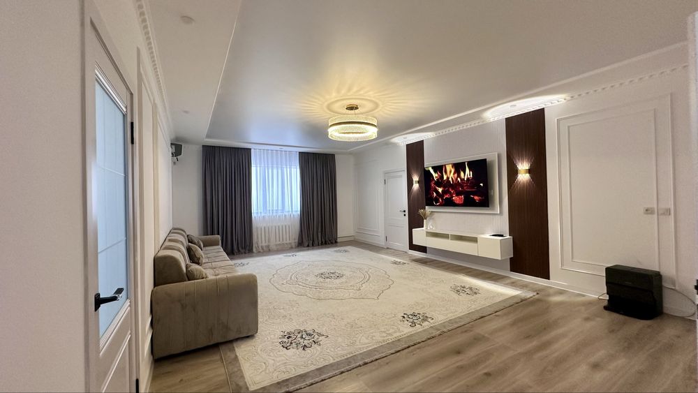 Продам дом с гаражем и времянкой