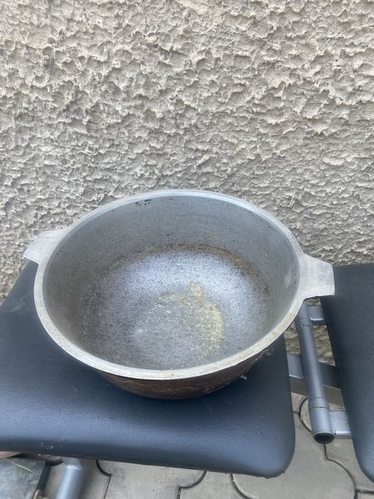 Казан 3л с крышкой
