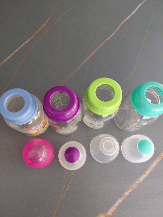 Продаются детские бутылки