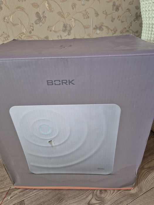 Увлажнитель воздуха  BORK Q700