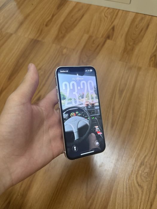 iPhone 13 arzon ulgrlb qolila