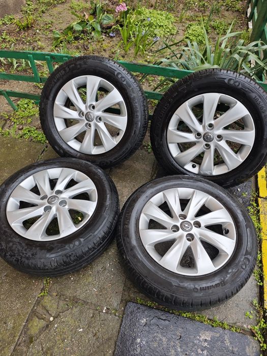 Джанти 15ки 4х100 с летни гуми Barum 185/65/15