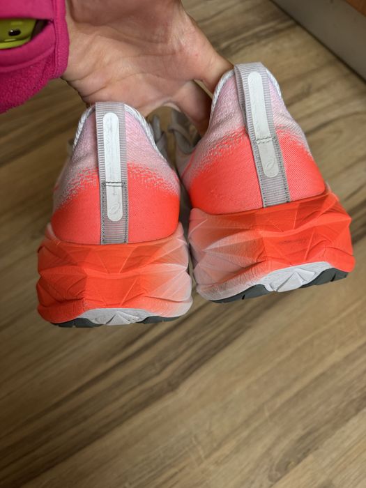 Мъжки оригинални маратонки ASICS NOVABLAST 4 COS ! 49 н