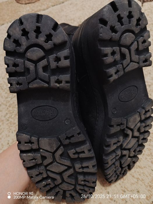 Продаётся зимние берцы военные