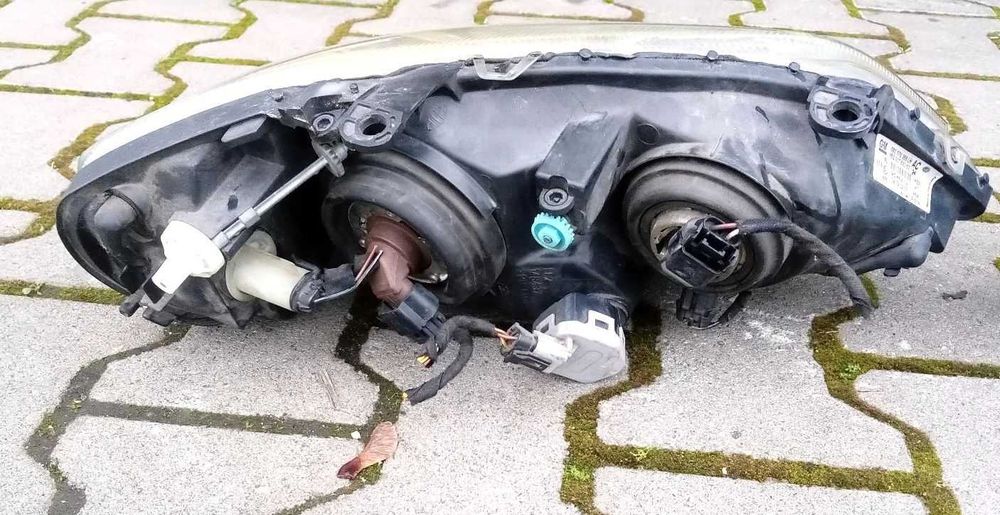 Far Stanga Dreapta Opel Astra G/ Coupe/ Combi/ Classic/ Bertone