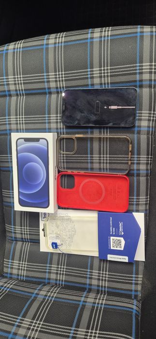iPhone 12 | 64GB | cutie + 3 carcase