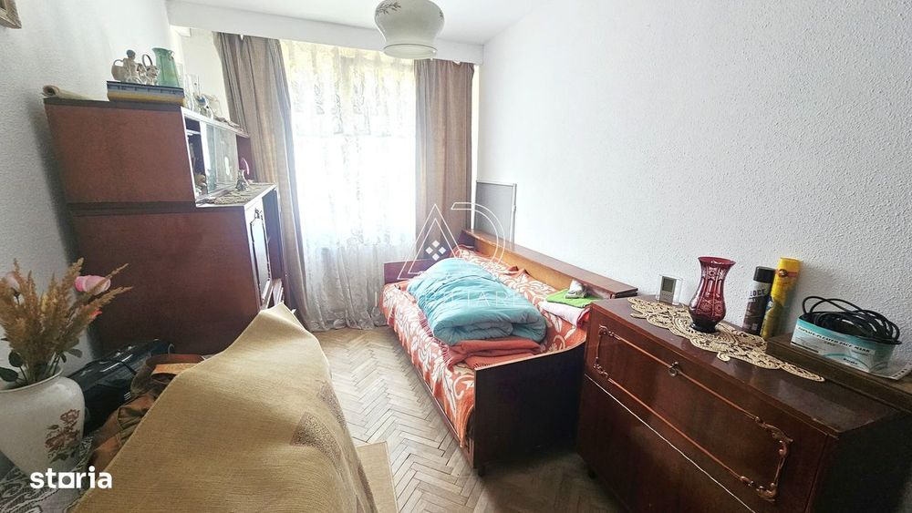 Apartament 3 camere decomandat - zona centrală – strada General Tell