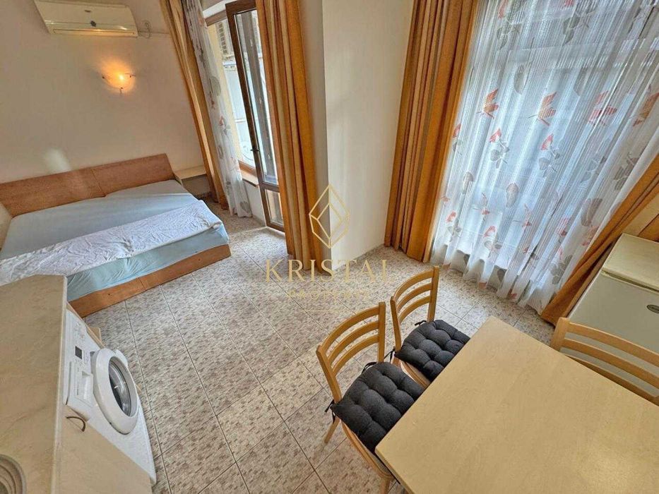 Продава се Едностаен апартамент в к.к. Слънчев бряг - 42 кв.м за 1393 €/кв.м - Снимка #2