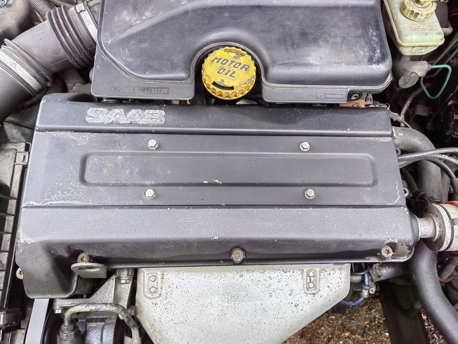 Части Сааб 93 и Сааб 900 части