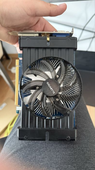 Placa video R7750OC 1GB