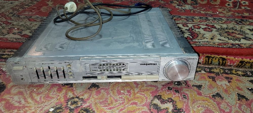 Виниловый проигрыватель ссср