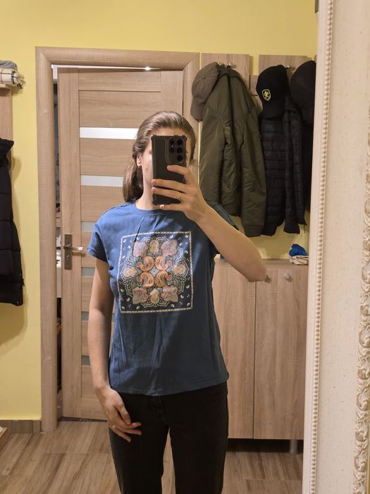 Vand tricou albastru