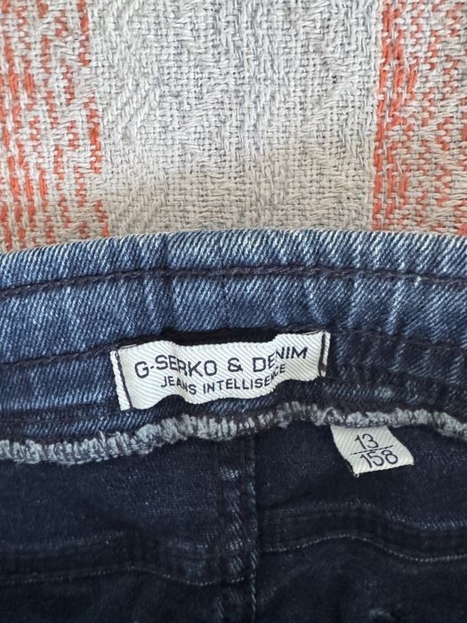 Продам джинсы подростковые