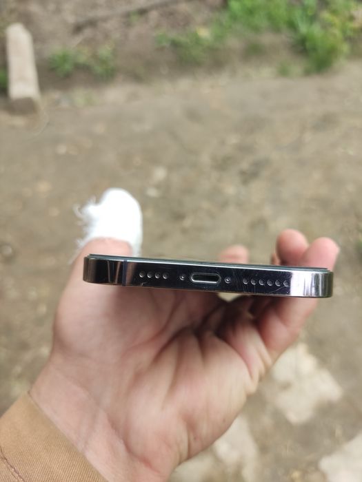 Iphone 14 pro max ayfon 14 pro max