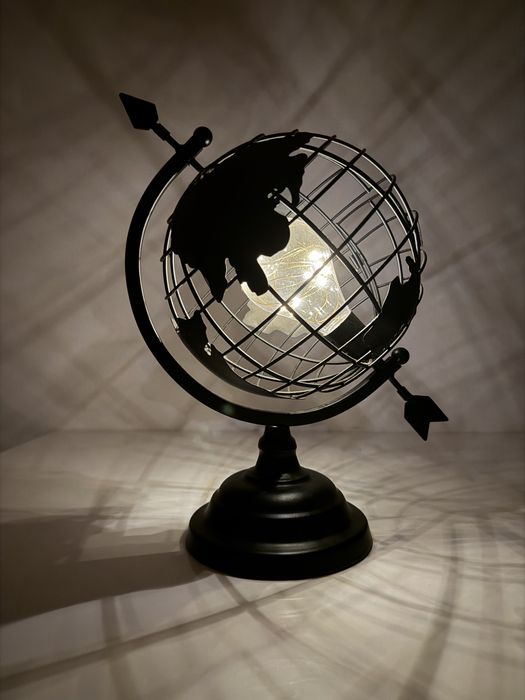 Lampă decorativa tip Glob Pământesc