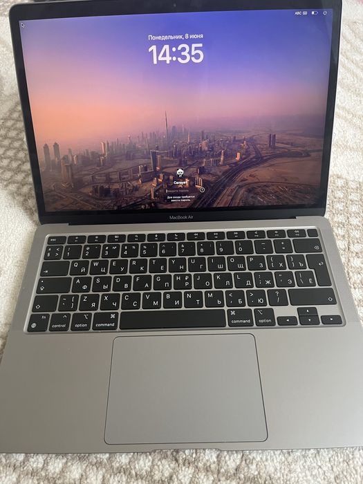 Apple macbook 2020 оперативка 8 память 256