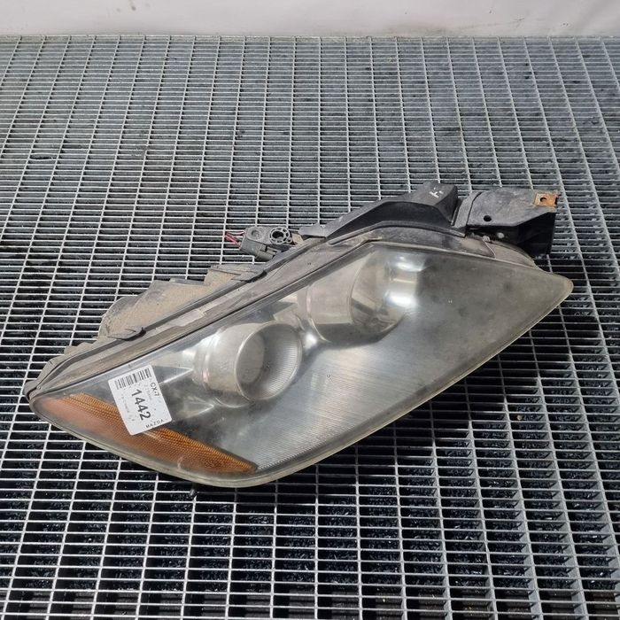 Far Dreapta Mazda CX - 7 2006 - 2012 SUV 4 Usi (1442) Xenon