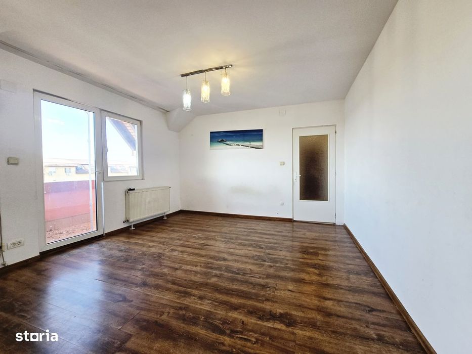 Apartament 2 camere, centrală proprie, bloc reabilitat - Confectii