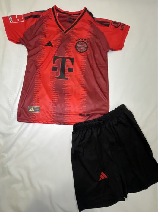 Compleu fotbal copii kane/bayern(marimea 164)