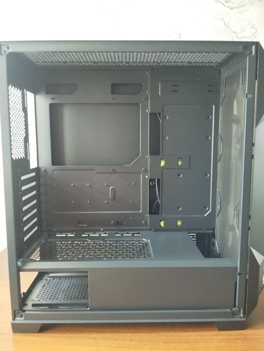 Корпус для пк Antec DF600 FLUX