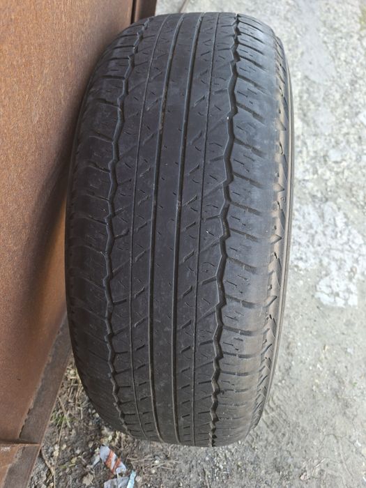 Продам шину 265/65/17 данлоп