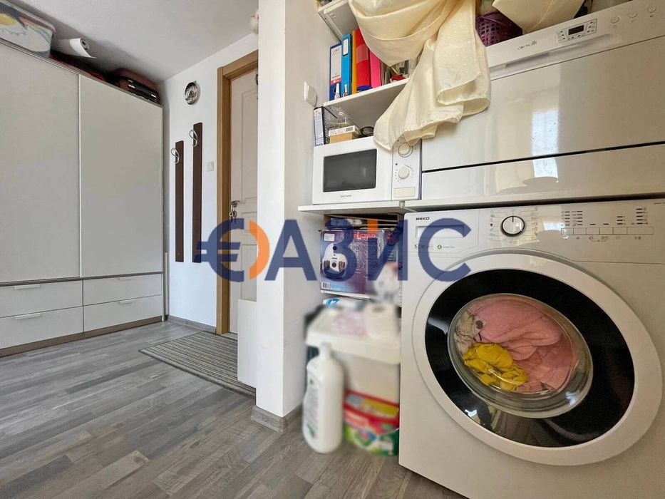 Продава се Двустаен апартамент в к.к. Слънчев бряг - 60 кв.м за 1167 €/кв.м - Снимка #11