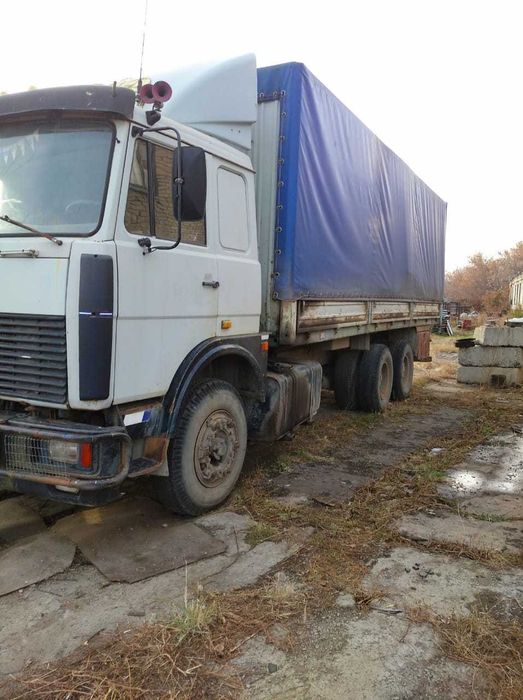 Продам автомобиль МАЗ 6303