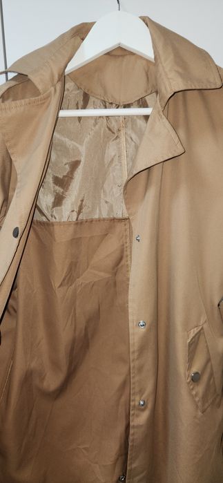 Страхотен тренч размер XS като нов