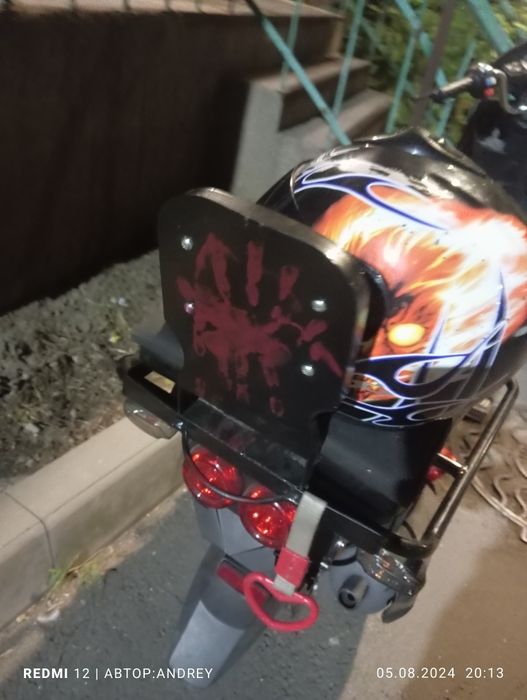 Продам бумер 160кб      ЦЕНА 250000