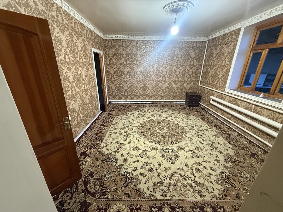 Hovli uy sotiladi 55000$