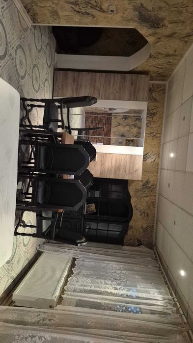 Închiriez parterul unei case pe bulevard, Satu Mare