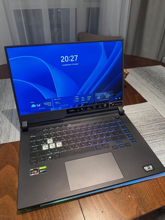 Продам Ноутбук Asus Rog Strix