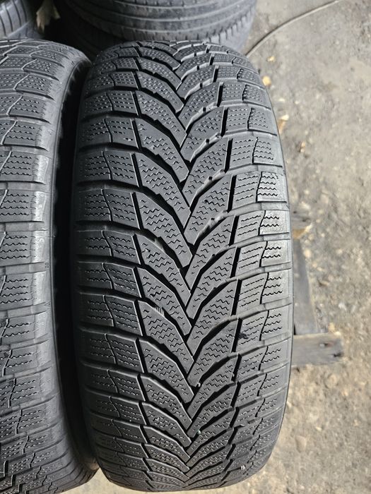 2 anvelope iarna 215 60 17 Nexen 2021