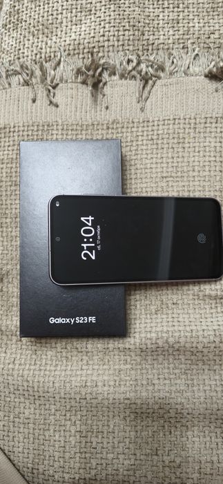 Телефон Samsung S23FE