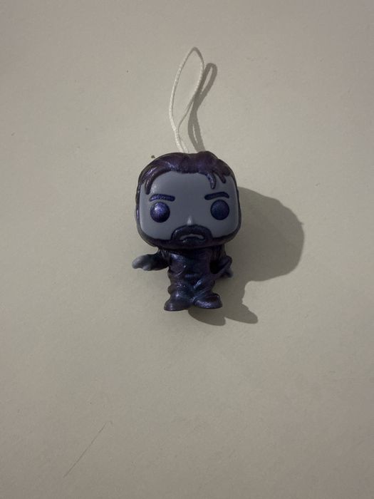 Киндер очень странные дела