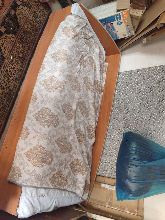 Кровать 1.5 спальное