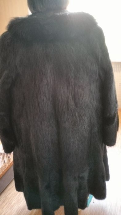 Продам шубу натуральный мех
