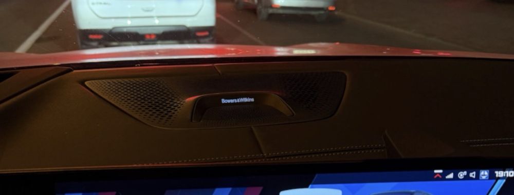 Bowers Wilkins BMW X6 G06 difuzoare și grile