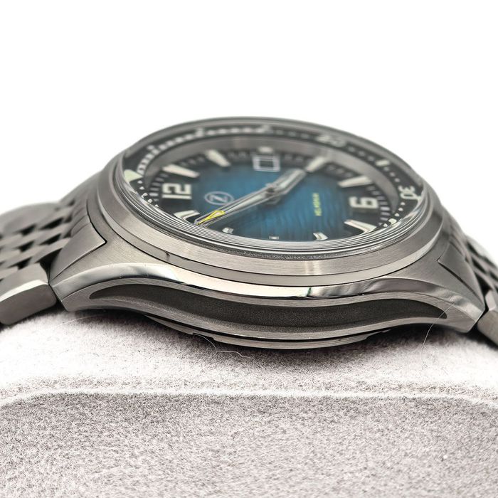 Zelos Helmsman Tidal